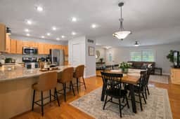 Cozy Family Getaway Near Golf/ Dogs/PoolPass - Image 5
