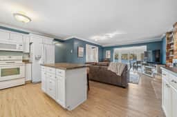 Clam Lake Waterfront Condo | Near Torch Lake - Image 3