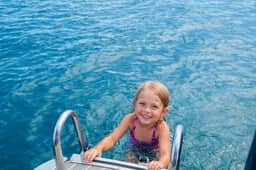 Near Torch Lake, Crystal Clear Water, Up North Retreat - Image 3