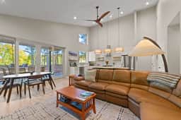 New Hawk’s Eye Retreat | Golf Views + Chef’s Kitchen - Image 3