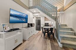 Newly Renovated Ski & Golf Retreat | Schuss Mountain - Image 2