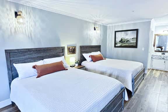 Shanty Creek Golf & Ski Condo - Image 1