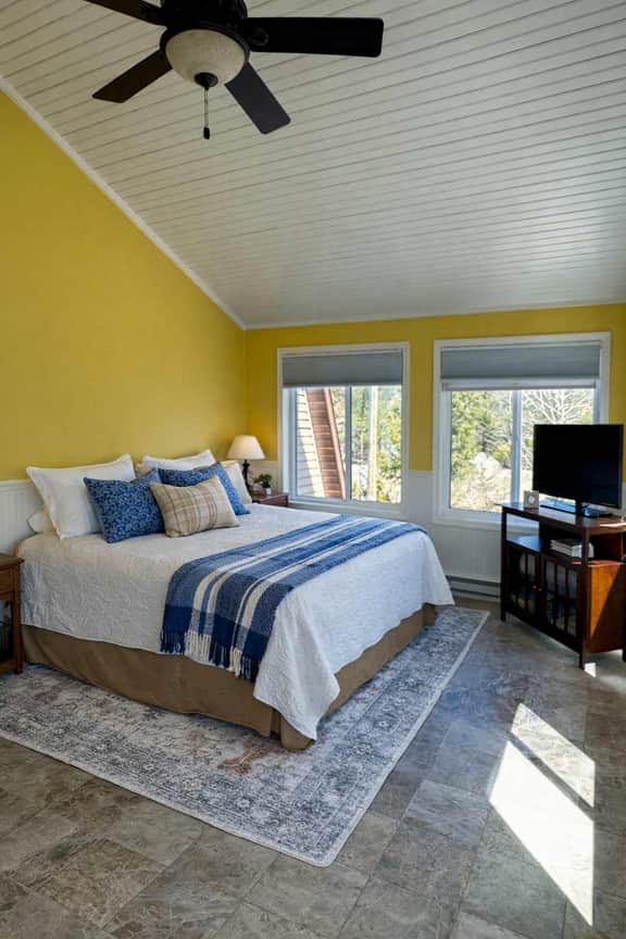 Riverfront House with Private Dock, Kayaks - Image 5