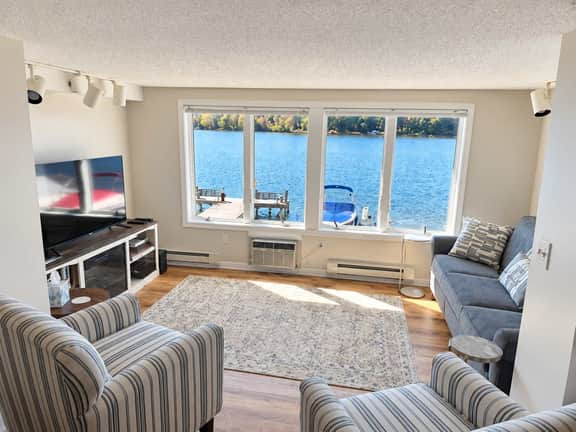 Clam Lake Terrace Retreat - Image 4