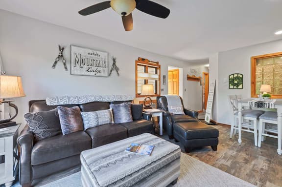 Bellaire Golf View Condo Near Skiing - Image 1