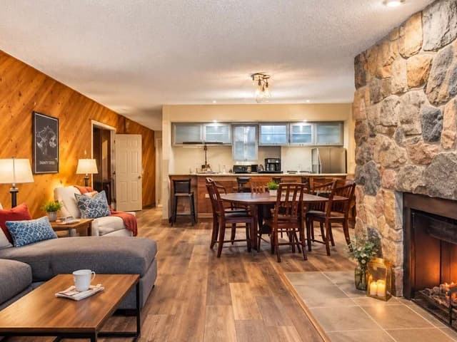 Shanty Creek Getaway • Sauna • Fireplace